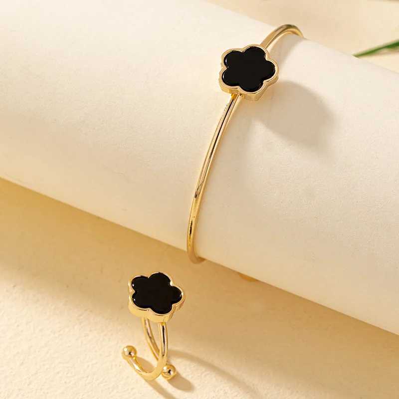 Bracelet and Ring Set Geely Metal Colored Enamel Party Gift Fashion Accessories CS021 X241106