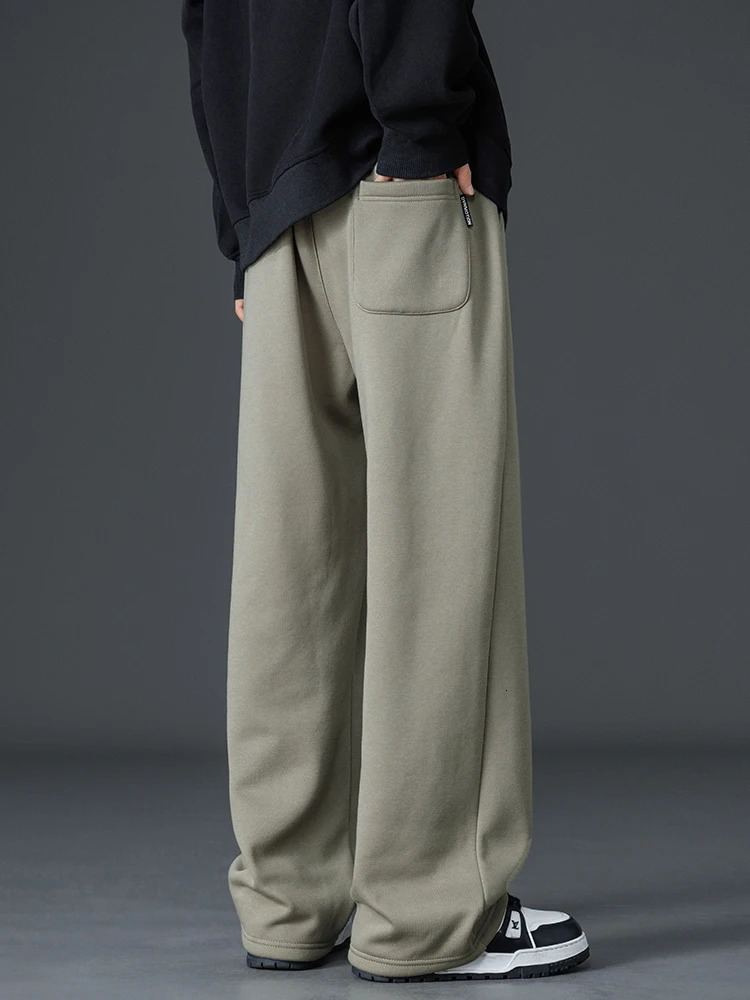 Winter Thick Warm Fleece Sweatpants Men Wide Leg Baggy Track Pants Casual Cotton Joggers Straight Thermal Trousers Big Size 8XL 241104