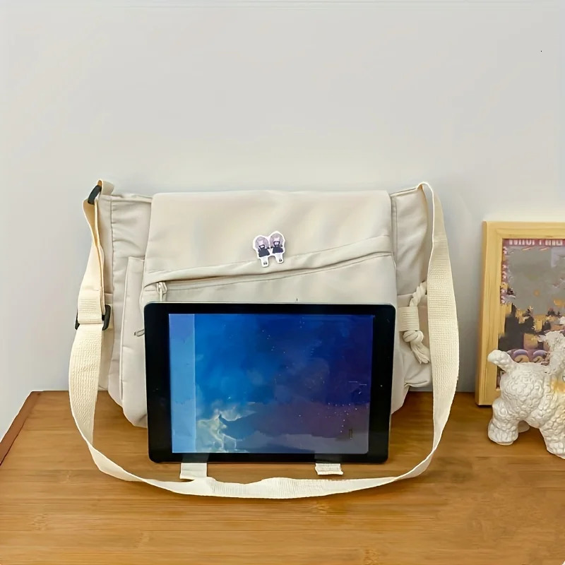 Nylon Messenger Bag Men Shoulder Trendy Mens Student School Solid Color Crossbody Bags for Handbag 241106