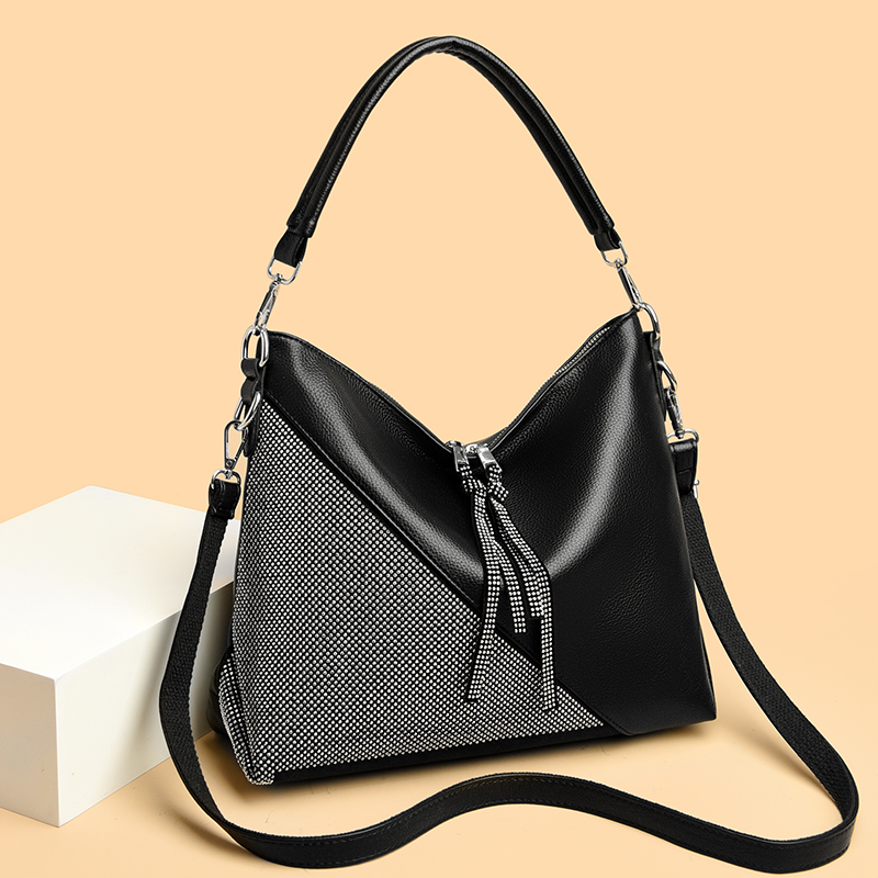 High Quality Leather Crossbody Bag Fashionable Diamond Shoulder Bag With Large Capacity Luxurious Designer Brand Women's Handbag