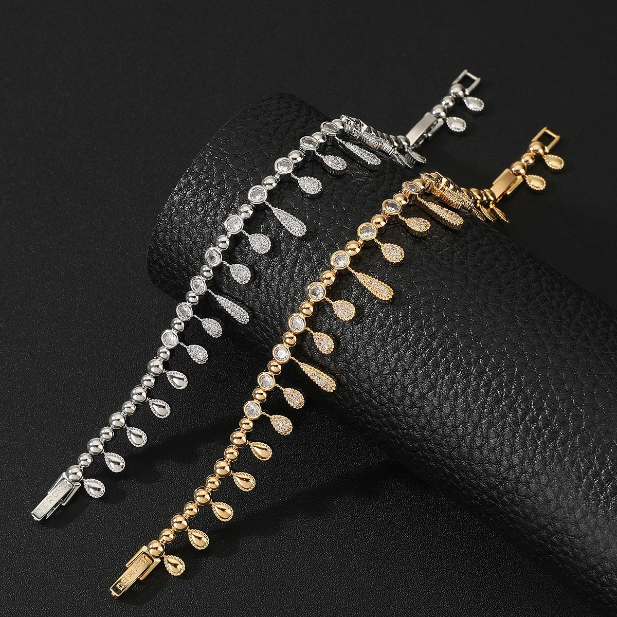 Womens Fashion Waterdrop Cube Zircon Tassel Bridal Necklace Bracelet Ring Earring Set Womens Boutique Wedding Anniversary Jewelry 241106