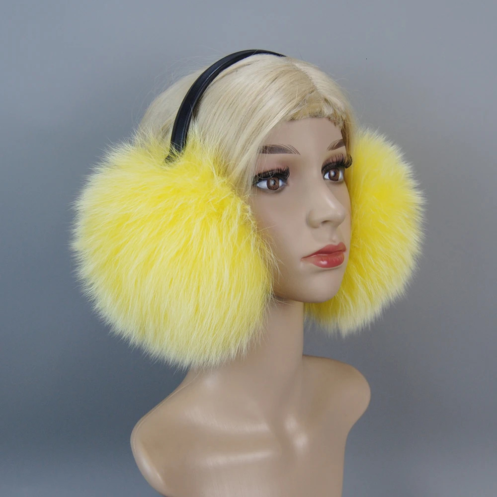 Fashion Real Fox Fur Earrings for Women in Autumn and Winter Keeping Warm Womens Natural Fox Fur Earrings Wholesale and Retail 241107