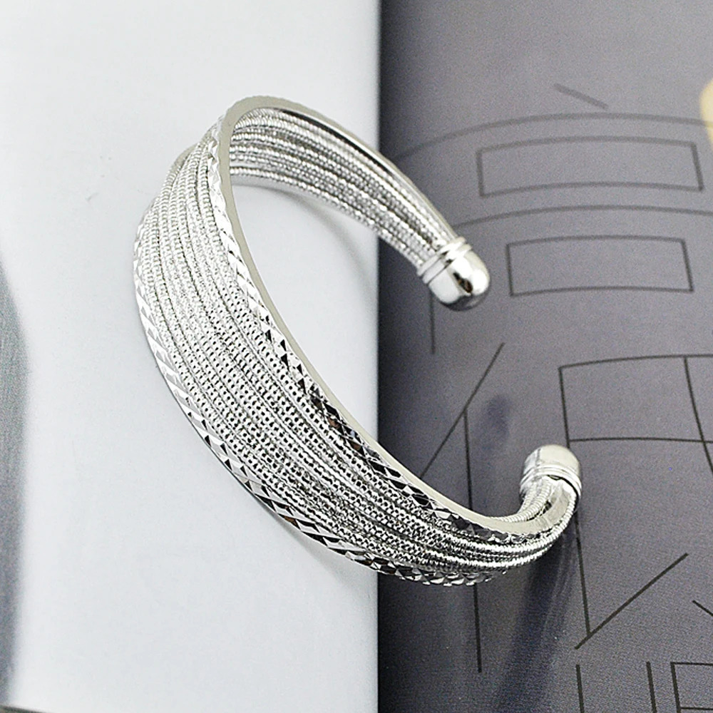 Fashion Jewelry 925 Pure Silver Open Bracelet Exquisite Charm Pattern Bracelet Womens Wedding Party Gift Jewelry 241107