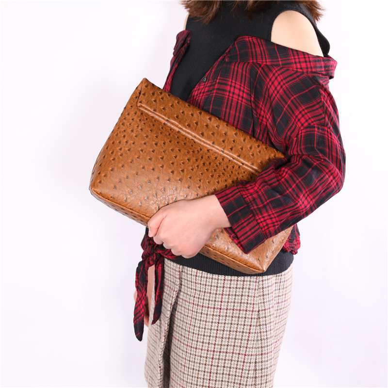 TOPHIGH New Arrival Ostrich Snake Pattern Clutch Women Luxury Brand Day Clutch Handle Brand Handbag Lady Bag Purse