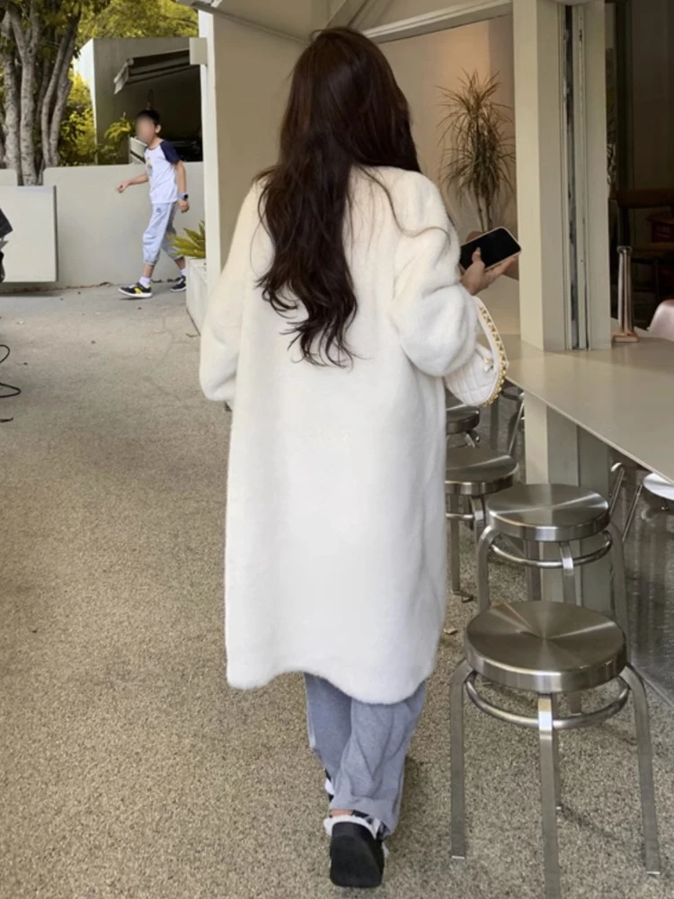 Fashion commuting fur coat womens autumn and winter high-quality wool one-piece long casual warm mink jacket 241107