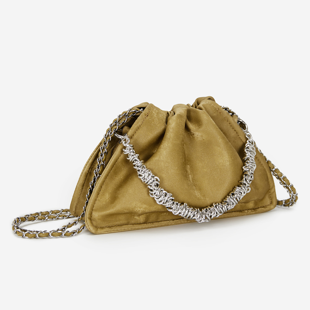 Designer Shoulder Bag with Chain Fashion Handbag Large Capacity Trendy Crossbody Bag Bucket Bag Underarm Bag for Women