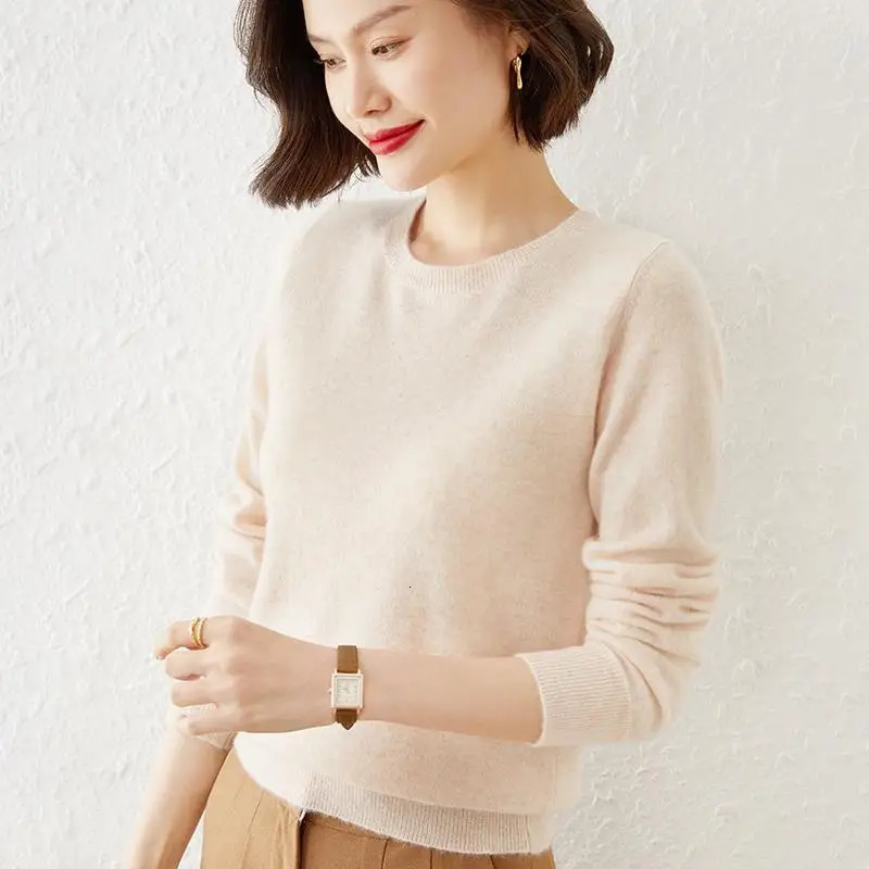 Sweaters Round Neck Pullover Women Keep Warm Long Sleeves Solid Color Bottoming Shirt Autumn Winter Cashmere Commuting Style 241107