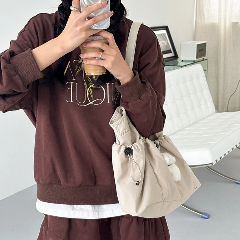 Comfortable durable shoulder bag large capacity fashionable Versatile nylon handbag student grade simple handbag 241107