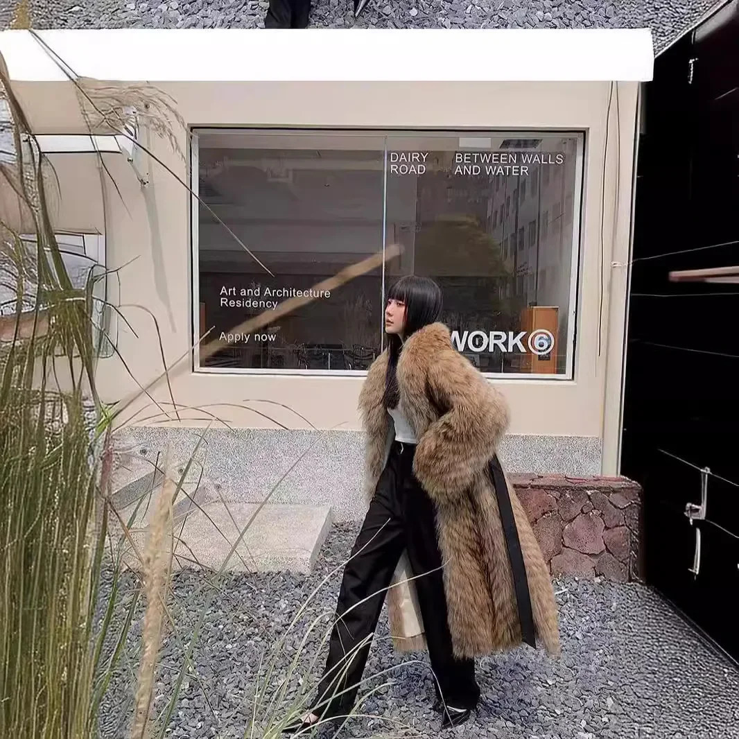 Winter encrypted leather mink jacket womens long strip clip on leather youth jacket 241107