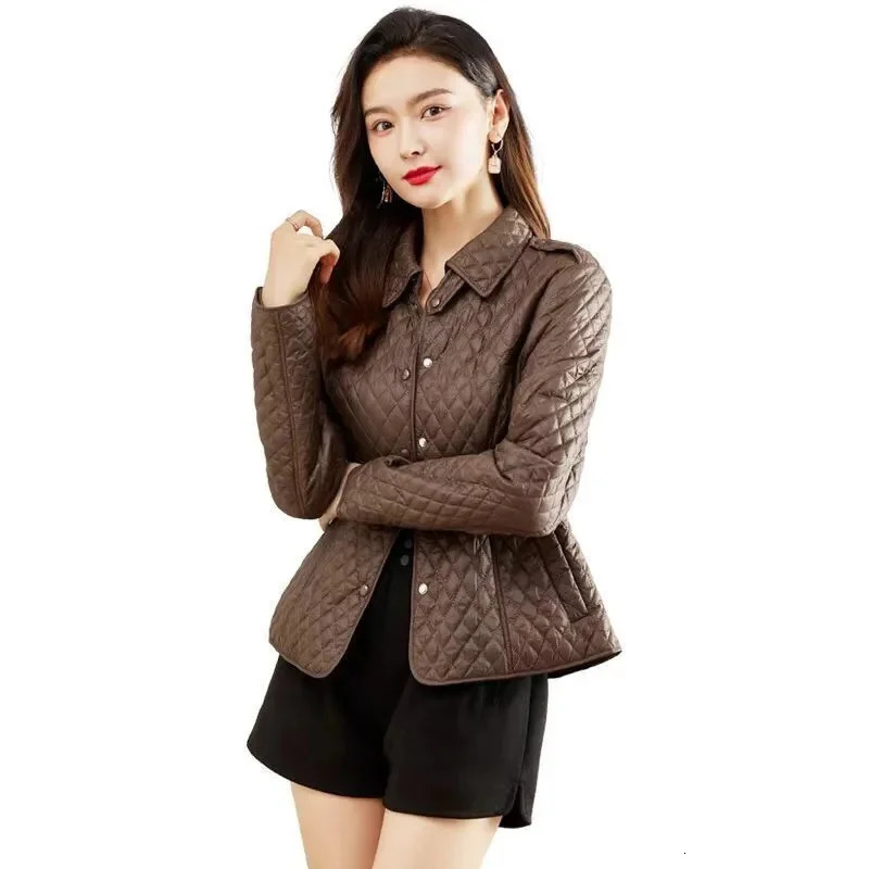 Short cotton jacket womens winter jacket black brown diamond checkered cotton jacket fashionable puff jacket 241107