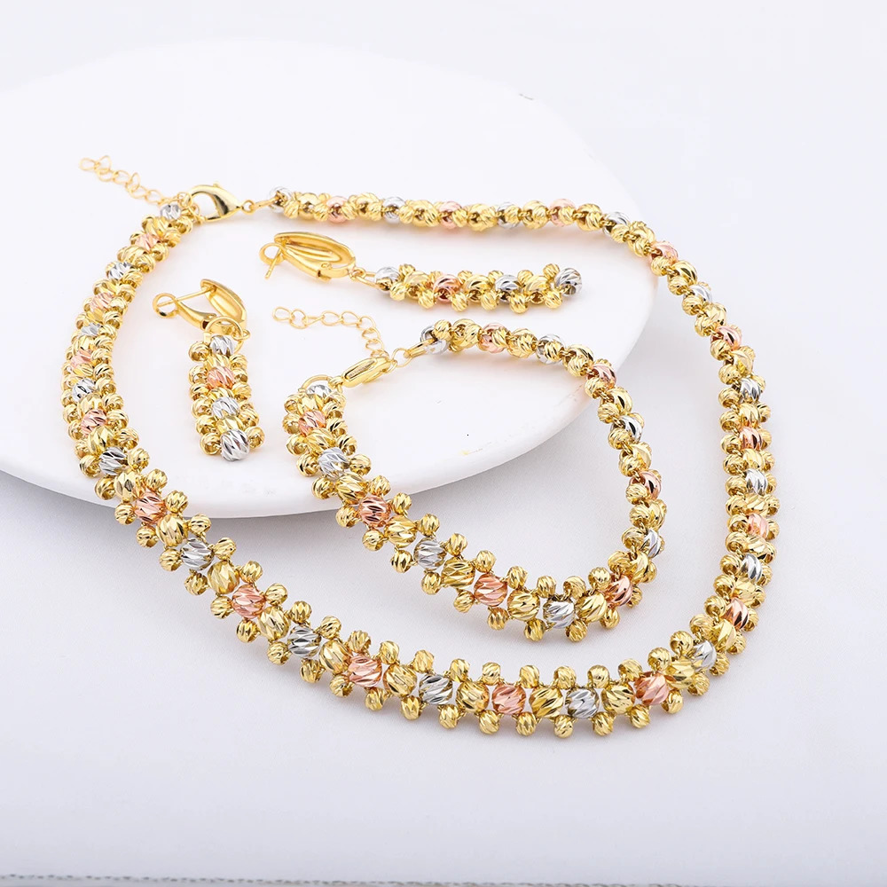 Dubai Colored Necklace Earrings Bracelet Jewelry Set Indian Jewelry Fashion Dinner Party Daily Clothing Accessories 241106