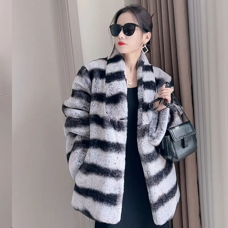 Light Rex Rabbit Fur Body Fur Coat Womens Totoro Printing Temperature Color Comparison Short Plush Co. Ltd 241107