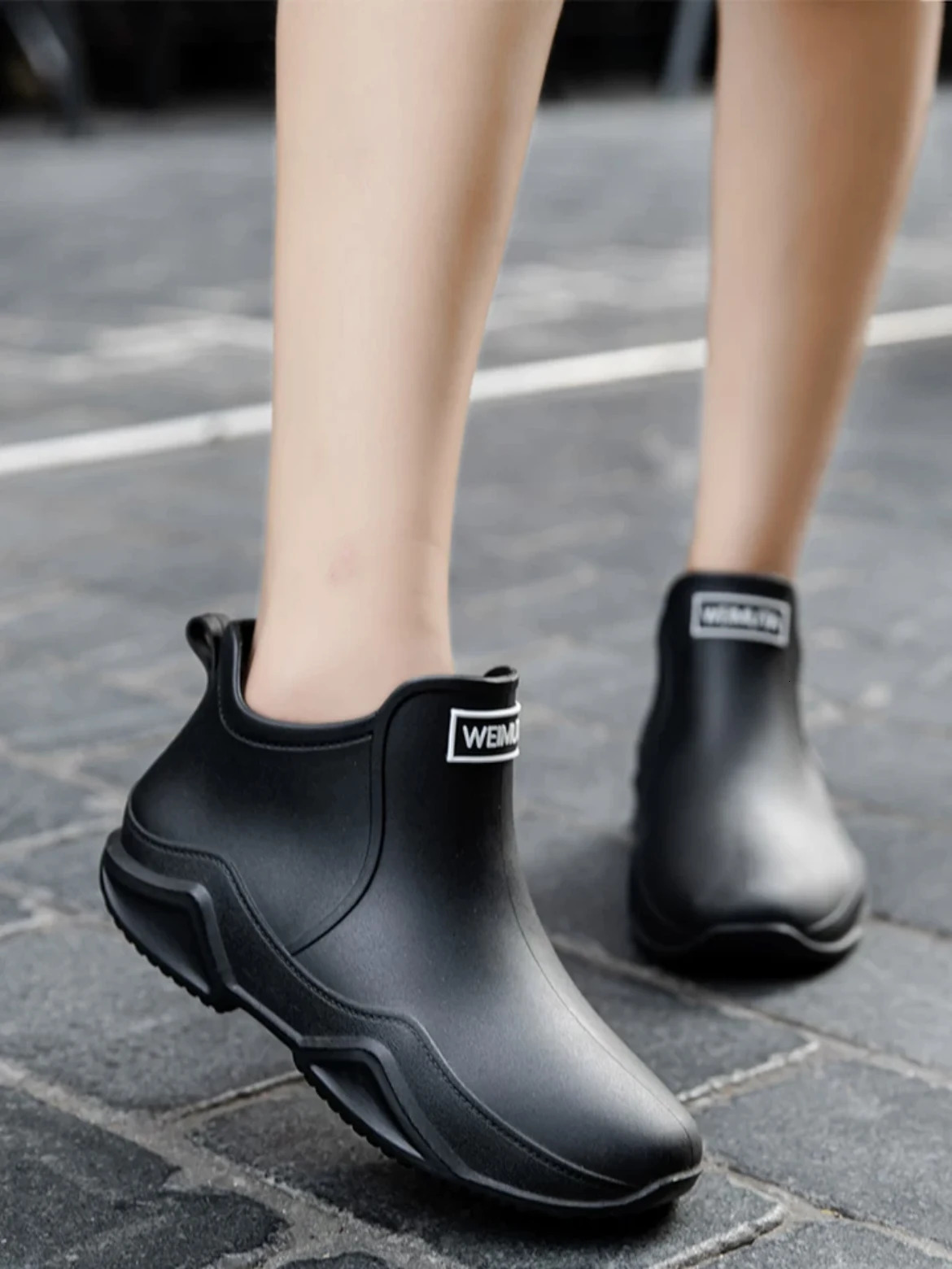 Rain Shoes Ankle Women Waterproof Shoes Rain Boots Men Anti-slip Wear-resistant Plush Fashion Kitchen Summer Winter 241106