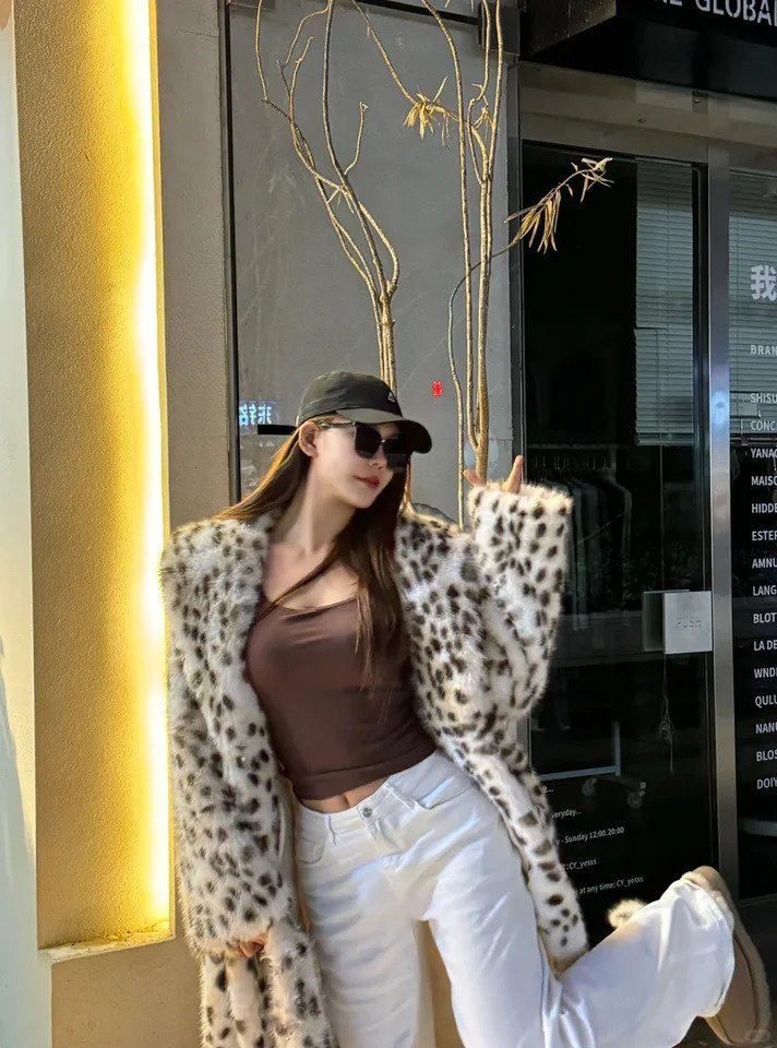 autumn and winter womens fashionable fur coat leopard print and mink fur long fox fur coat 241107