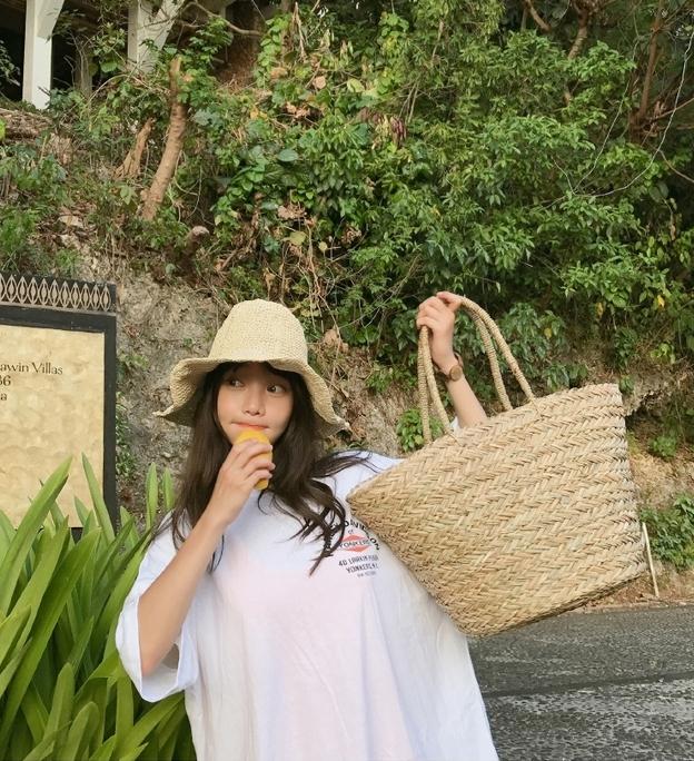 New Bohemian Beach Bag Women Handmade Straw Bags Summer Grass Handbags Drawstring Basket totes bag Travel Tote Large size