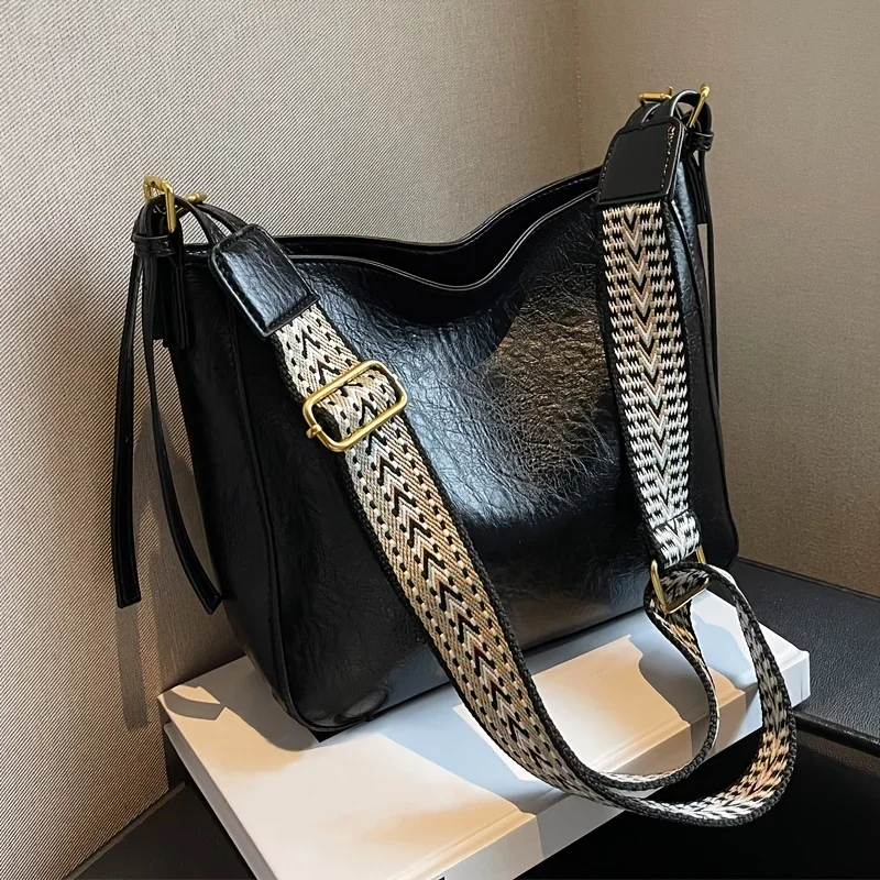 Stylish and Spacious Women's All-Match Tote Bag for Work and School