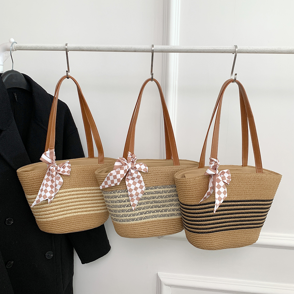 Women Striped Hobo Bag Large Capacity Crochet Beach Handbag Zipper Closure Weaving Striped Handbag Ladies Summer Daily Bag
