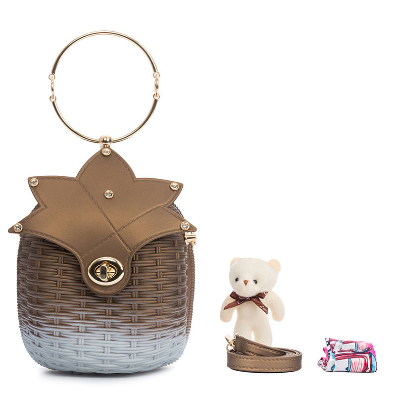 2021 Summer New Braided Women's Stiletto Bag Korean Version of The Matte One-shoulder Bag PVC Bump Bucket Bag