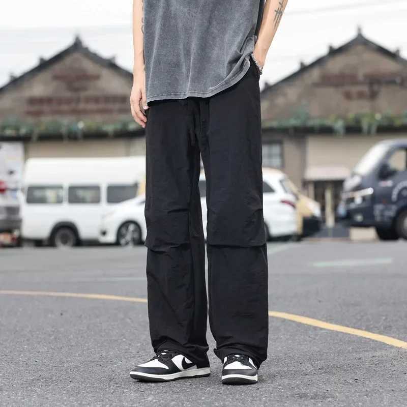 Streetwear New Mens Straight Pants Large Pockets Sports Wide Leg Pants Basic Cargo Pants Korean Lightweight Trousers LX241107