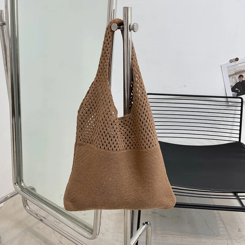 Retro Hollow Woven Shoulder Bag Womens Large Capacity Wool Handbags Winter Soft Armpit Bag Shopping Tote Bolsa