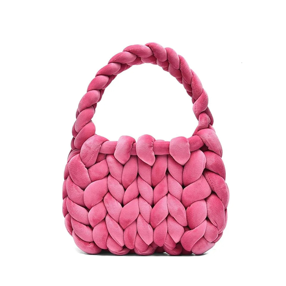 Womens hand woven handbag hand woven wallet used for daily Christmas parties 241106