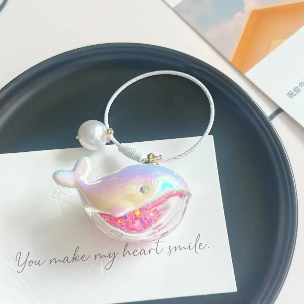 Cute Whale Keychain Pendant Accessories School Bag Pendant Keychain Couple Romantic Gift Running Charm Jewelry 241107