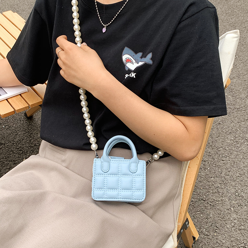 2021 New Women's Mini Square Bag Pearl Crossbody Bag Chain Handbag Fashion Shoulder Messenger Lipstick Bag Casual Women's Bags