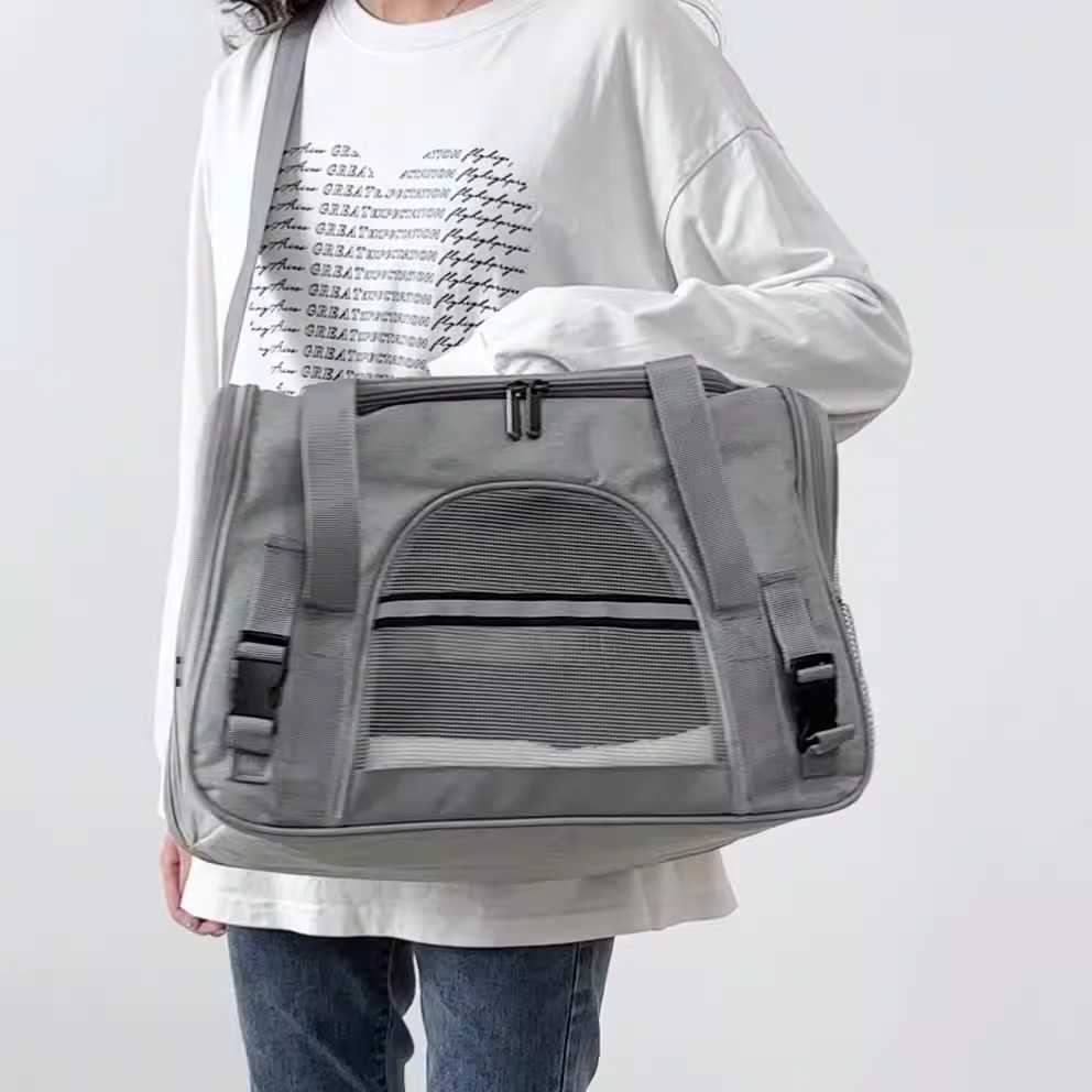 Breathable cat bag outdoor use, portable car carrying, small dog bag, foldable handheld, diagonal cross pet backpack storage 241115