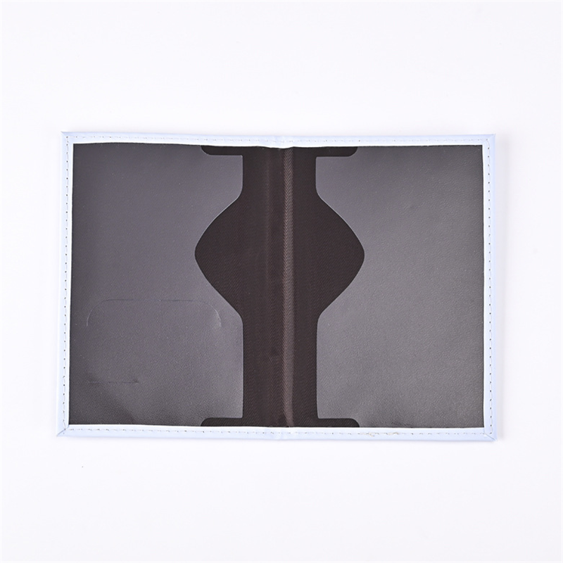 Fashion King Queen Crown Print Passport Cover Women Men Travel Ticket Storage Pocket Waterproof Passport Credit Card Holder