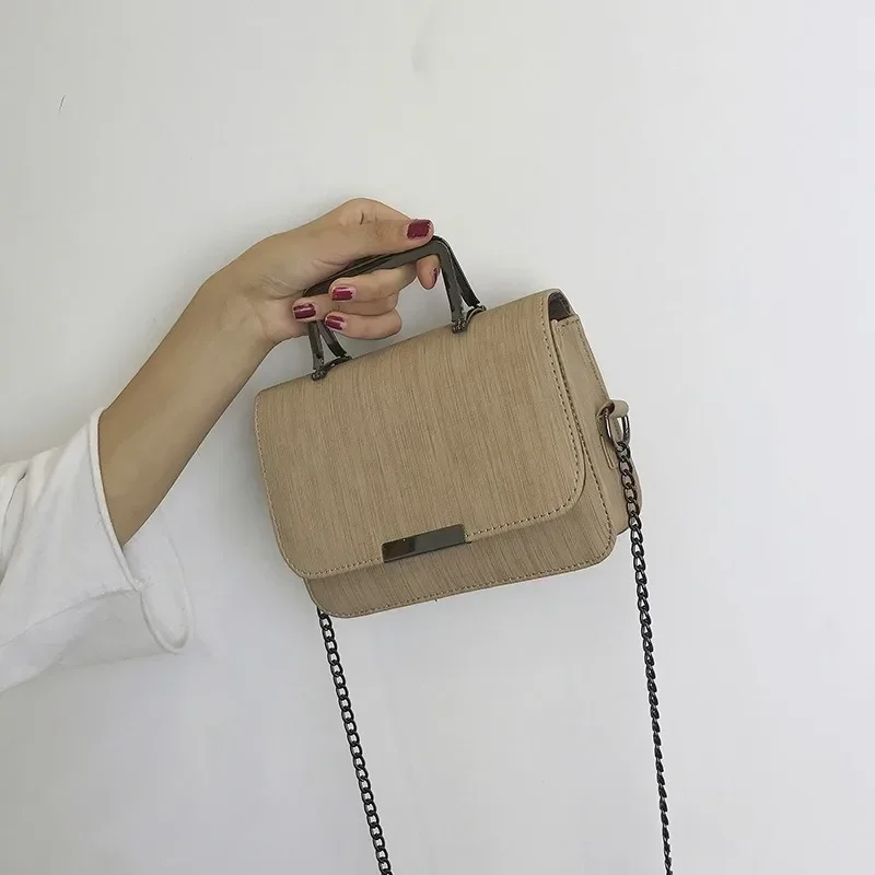 Vintage Women Leather Messenger Bags High Quality Women Handbag Small Flap Bag Solid Lady Shoulder Crossbody Bag Bolsa Feminina