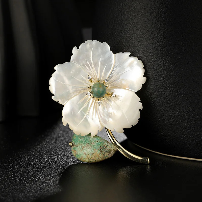 MINWEEN Versatile Natural Pear Shell Flower Brooch Mother Shell Flower Brooch Accessories Wholesale 241107