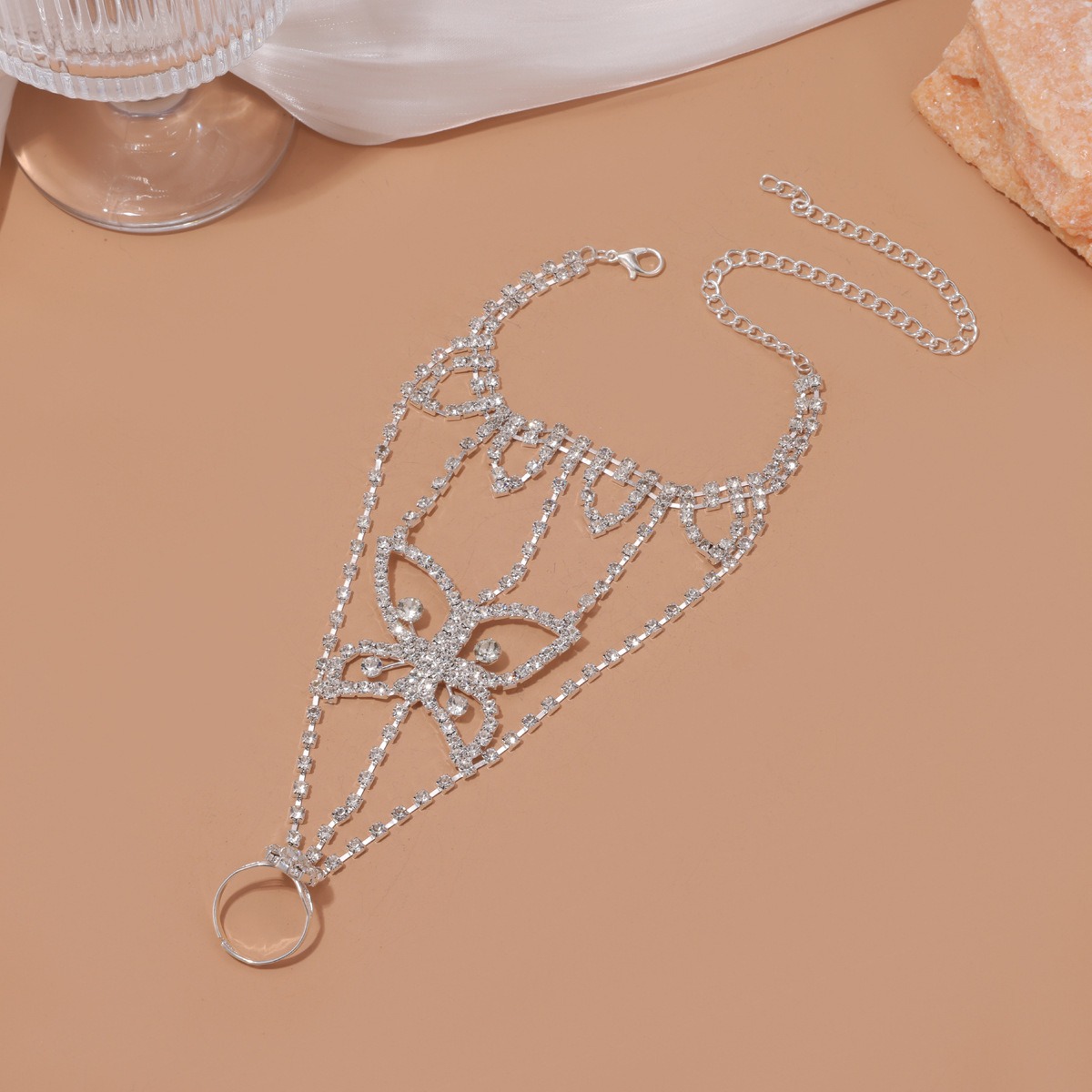 European and American Super Flash Fashion Full Diamond Butterfly Hand Back Chain Women's Ring Personalized Inlaid Diamond Premium Bracelet Jewelr