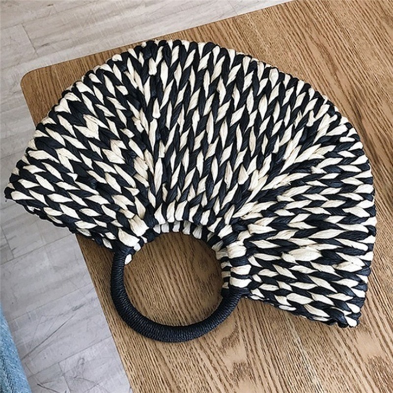 Newly Summer Handmade Bags for Women Beach Weaving Straw Bag Wrapped Beach Bag Moon Shaped Top Handle Handbags Totes Femme