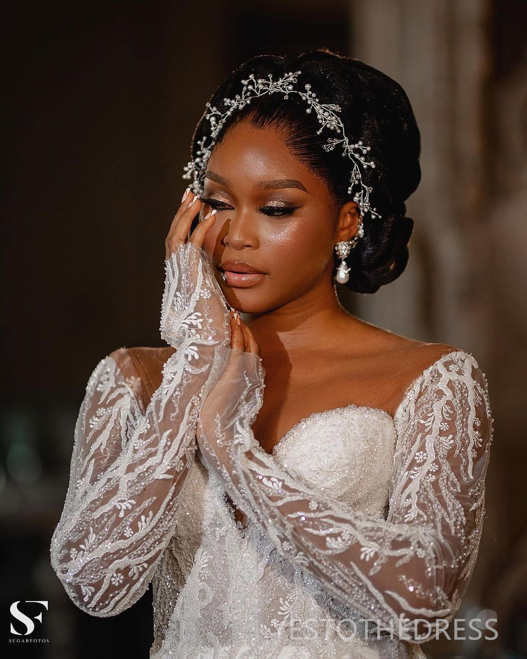 2024 African Plus Size Wedding Dresses For Bride Mermaid Bridal Gowns Detachable Train Sheer Neck Long Sleeves Illusion Beaded Lace Rhinestone Pearls 