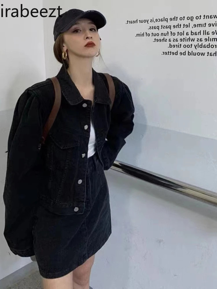 Autumn 2024 Style Temperament Fashionable Street Wear Denim Skirt and Coat Two Pieces Sets of Female Fashion 241107