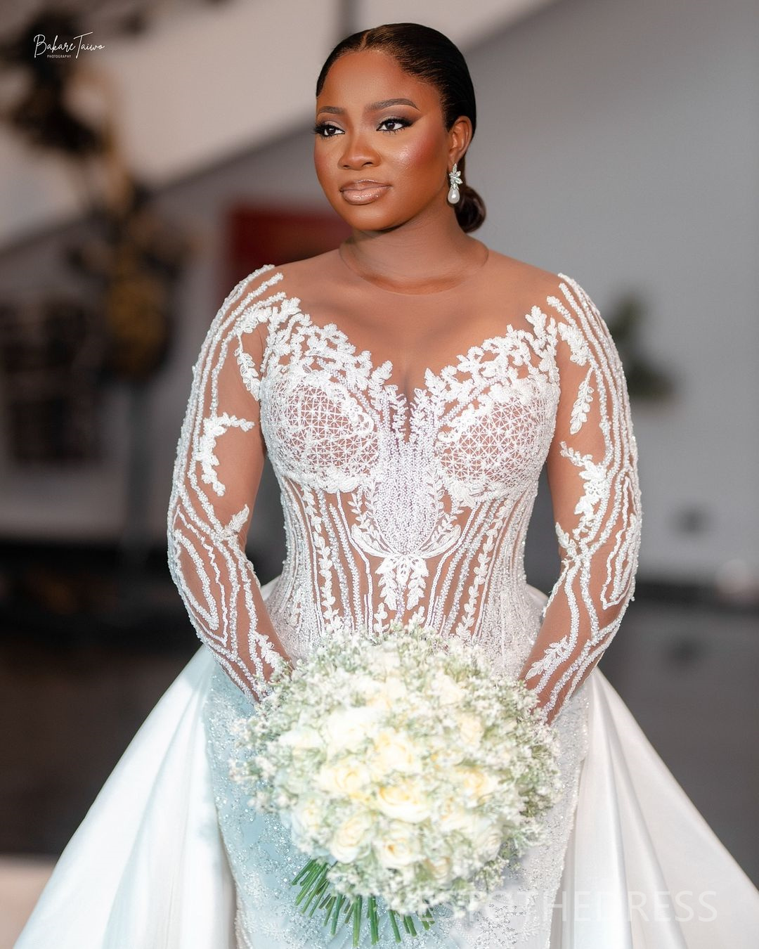 2024 African Plus Size Wedding Dresses For Bride Mermaid Bridal Gowns Detachable Train Sheer Neck Long Sleeves Illusion Beaded Lace Rhinestone Pearls 