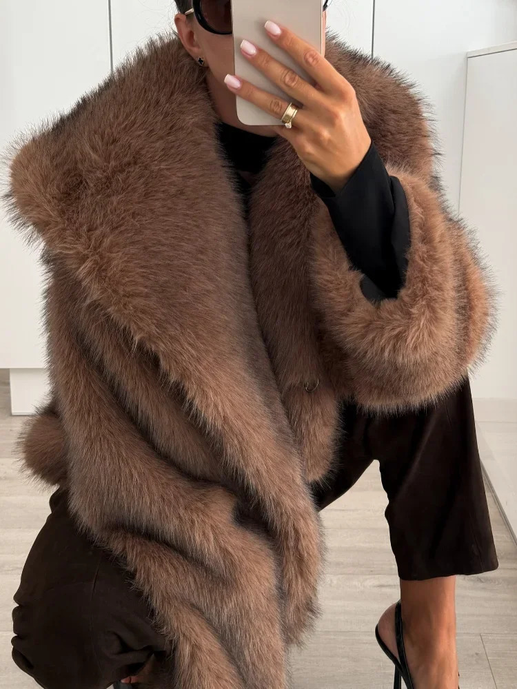 Women Fashion Warm Faux Fur Lapel Short Coat 2024 Fashion Big Lapel Full Sleeve Flurry Loose Jacket Chic Female Streetwear 241107