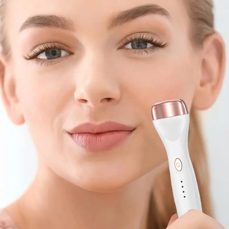 5D eyelash curler push type eyelash curler with indicator comb style USB charging tool 241107