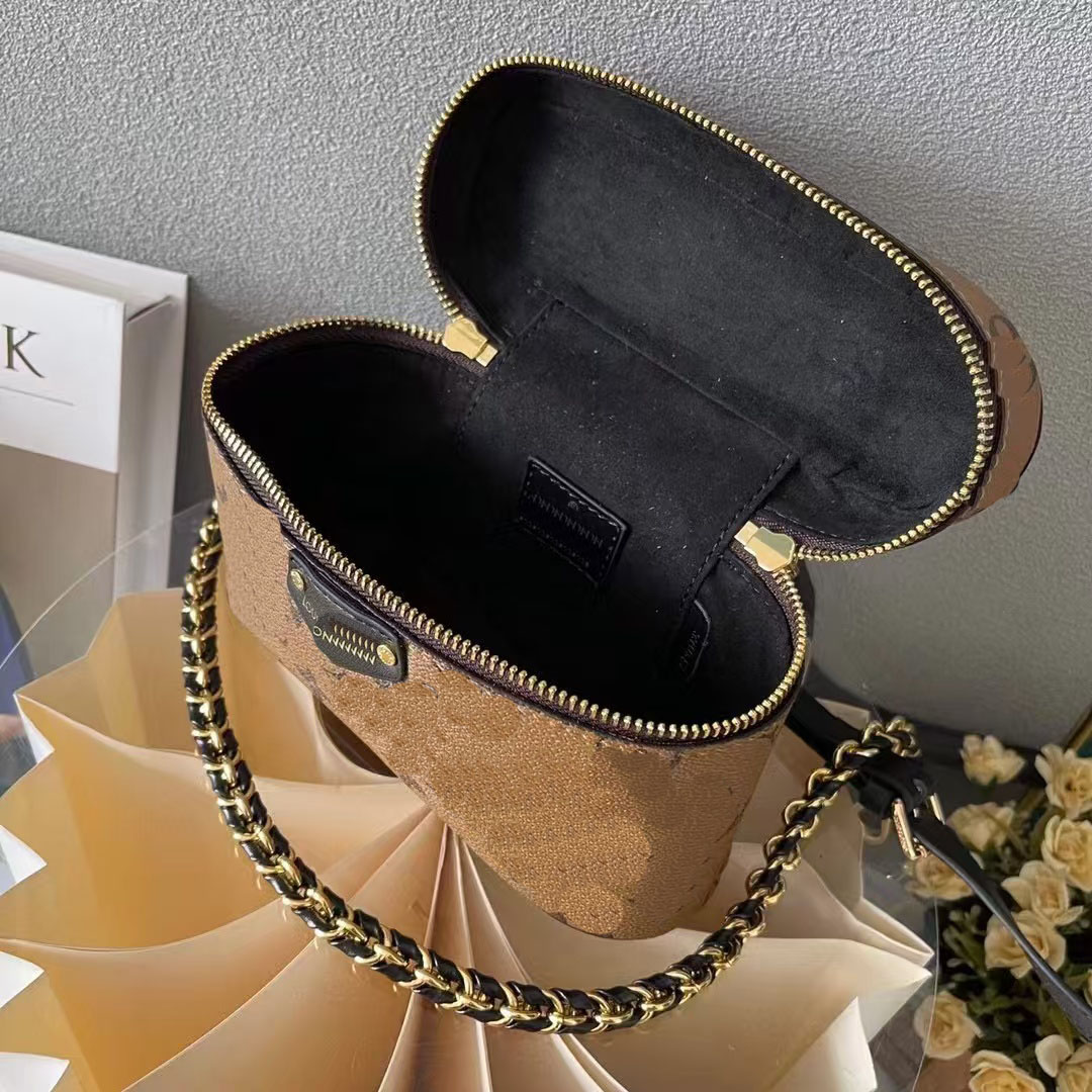 Shopping Bag Handbag Luxury Women's Fashion Bag Logo Fashion Steam Engine Classic Hand Shoulder Diagonal Straddle Bag Shopping Bag