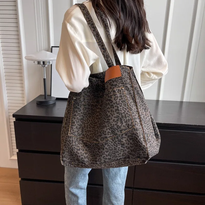 Leopard Print Fashion Shoulder Bag Shopping Bag French School Teacher Gift Bags for Women College Bags Woman Women's Tote Luxury