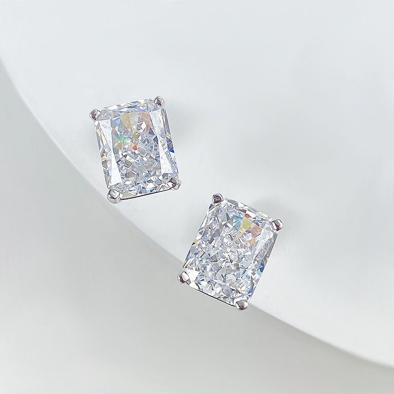 Choucong Brand Stud Earrings Luxury Jewelry Solitaire Real 100% 925 Sterling Silver Radiant Cut Moissanite Diamond Elegant Party Women Wedding Earring