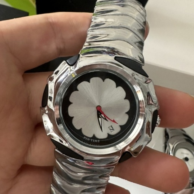 Blade Watch Mens Watch Waterproof Sports Watch Quartz Movement Titanium Case Tempered Glass Mirror SIZE 15x14MM Warranty 1 Year 014