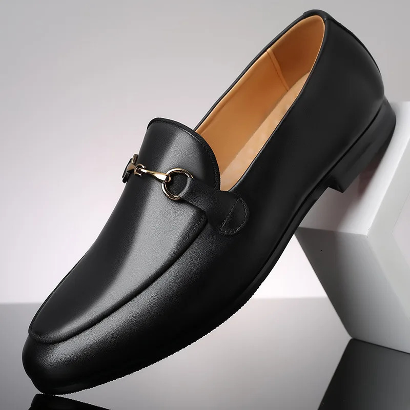 Mens Casual Shoes Genuine Leather Mens Classic Retro Buckle Loafers Moccasins Men Comfortable Outdoor Driving Flats 241106