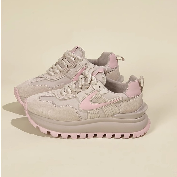 Women's Autumn New Thick Soled Retro Versatile Round Toe Lightweight Casual Sports Shoes.