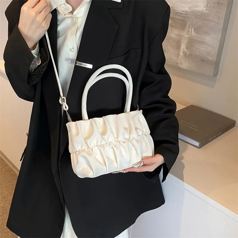 Fashion Womens Folding Cloud Arm Bag Clutch Bag White Pink Shoulder Bag Womens Messenger Bag Soft Pu Leather Strip Handbag 241106