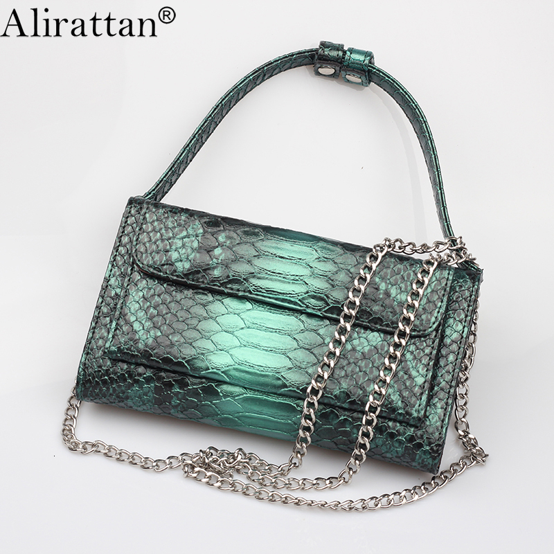 Women's Fashionable PU Leather Snake Shaped Designer Handbag With Crocodile Pattern Shoulder Chain Crossbody Bag