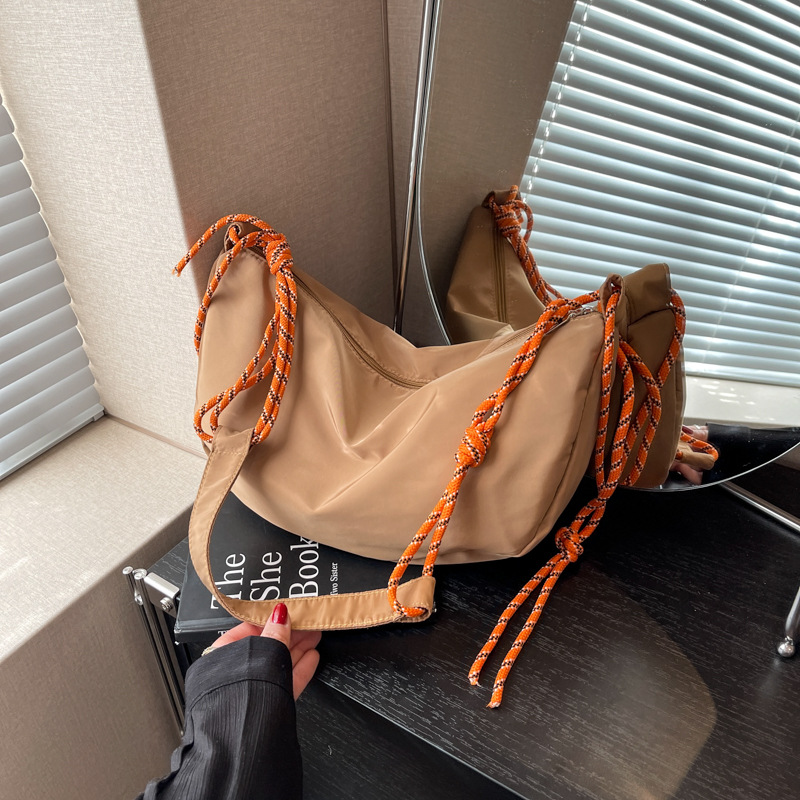 New Nylon Cloth Shoulder Bags Vintage Solid Color Hobos Bag Casual Large Capacity Diagonal Bag Fashion Versatile Women Handbag
