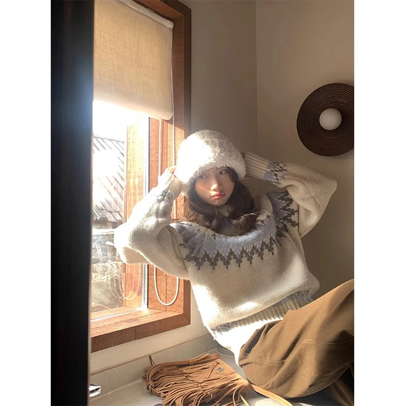 Vintage Print Sweater Women Japanese Harajuku Oversized Knitted Pullovers Winter Aesthetic Long Sleeve Jumpers Korean Knitwear 241107