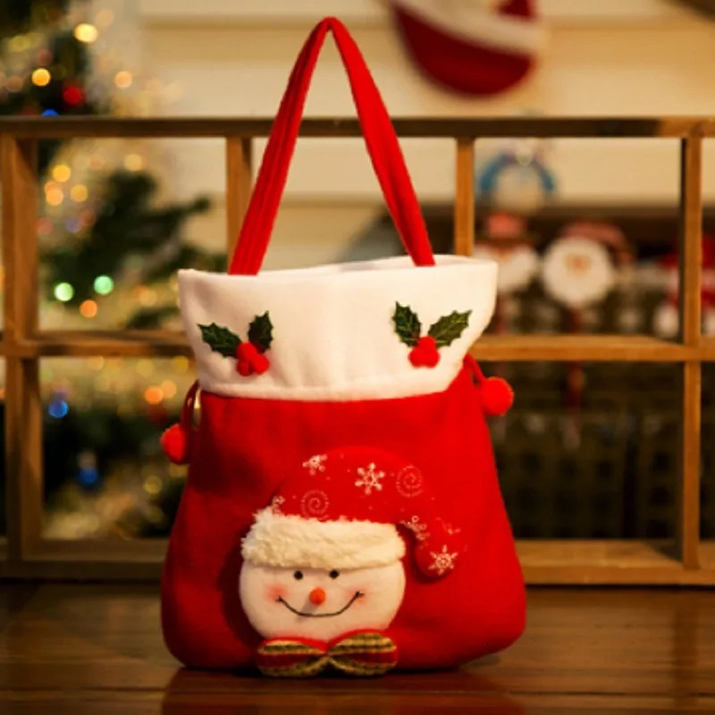 Christmas gift bag candy storage bag handbag Christmas Eve decoration supplies cute cartoon deer bear snowman packaging bag 241107