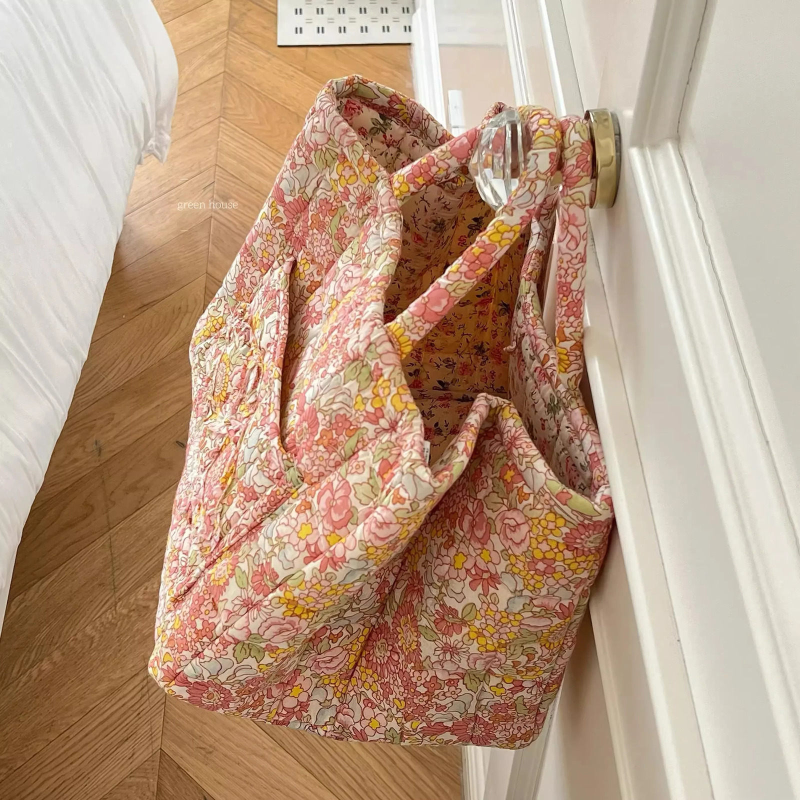 Cute floral womens bento handbag retro patch work womens handbag retro floral womens storage bag 241107